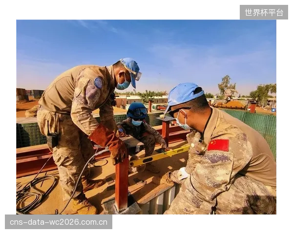阿蒂亚领衔的工兵型中场防守强硬，但或面临红黄牌停赛风险。